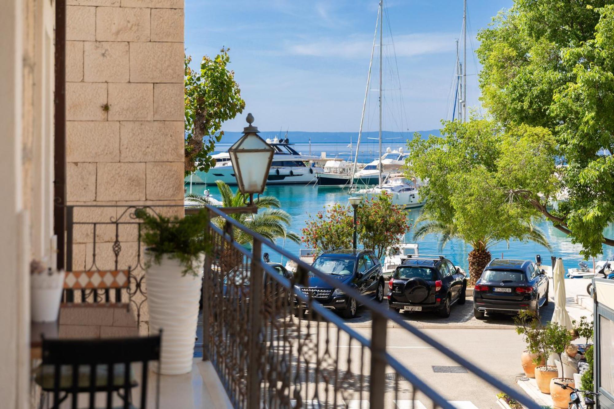 Galatea Apartments - Town Centre With Free Parking Baška Voda Zewnętrze zdjęcie